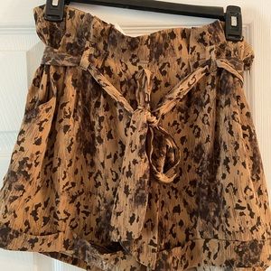 BNWT Leopard Animal Print Bag Top Shorts